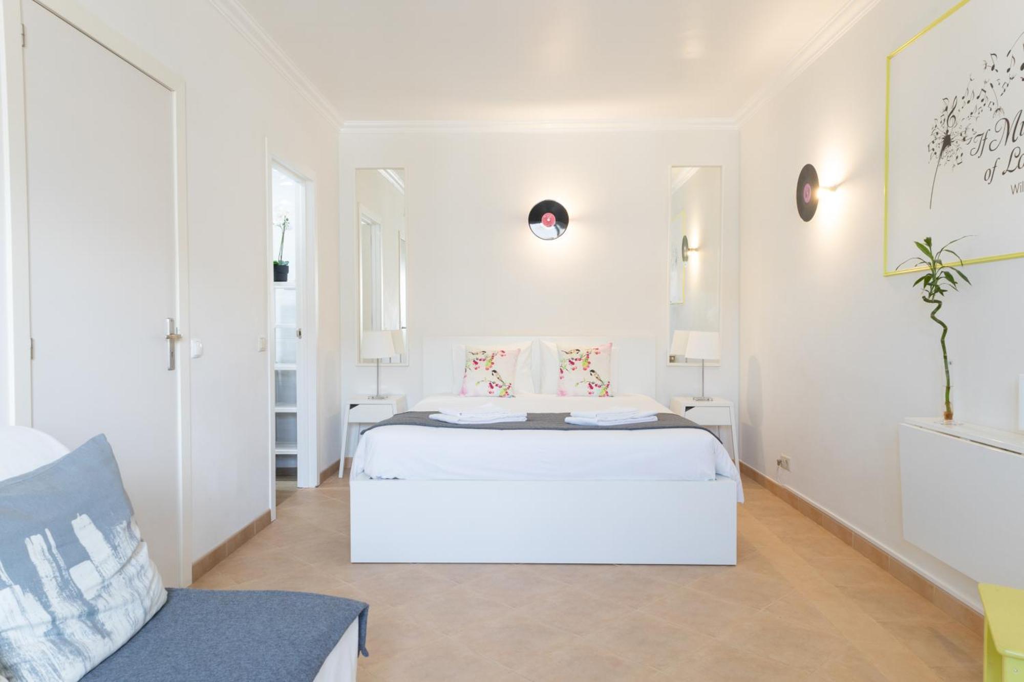 Vinyl Flat Bed & Breakfast - Rooms Lagos Exterior foto